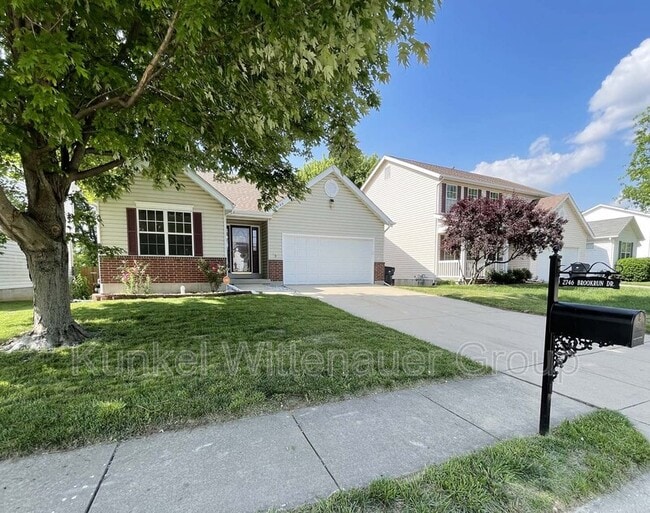 Building Photo - 2746 Brookrun Dr