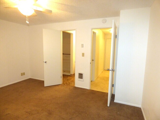 Foto del edificio - Cumjul05 - 1053-1055 Lansford Dr SE