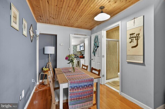 Foto del edificio - 416 E Flora St