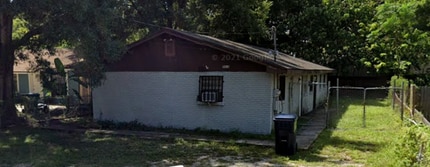 Building Photo - 9410 N Brooks St