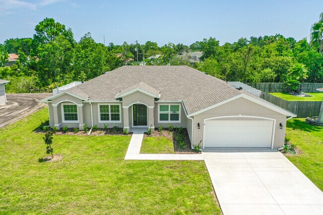 Building Photo - 10 Lysander Ln