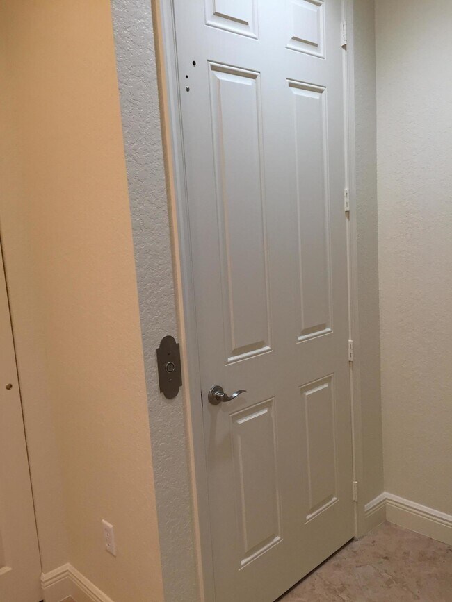 Building Photo - 9783 Midship Way