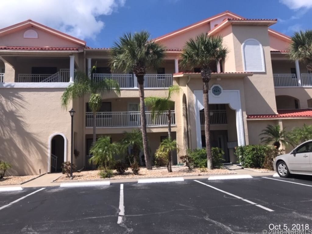 464 Bouchelle Dr Unit 204, New Smyrna Beach, FL 32169 Condo for Rent