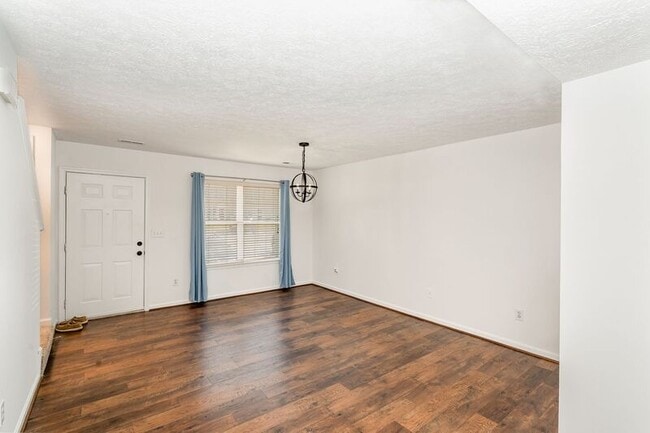 Building Photo - 4003 Canopy Way