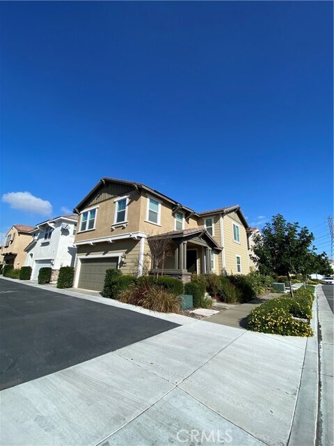 Primary Photo - 13910 Blossom Way