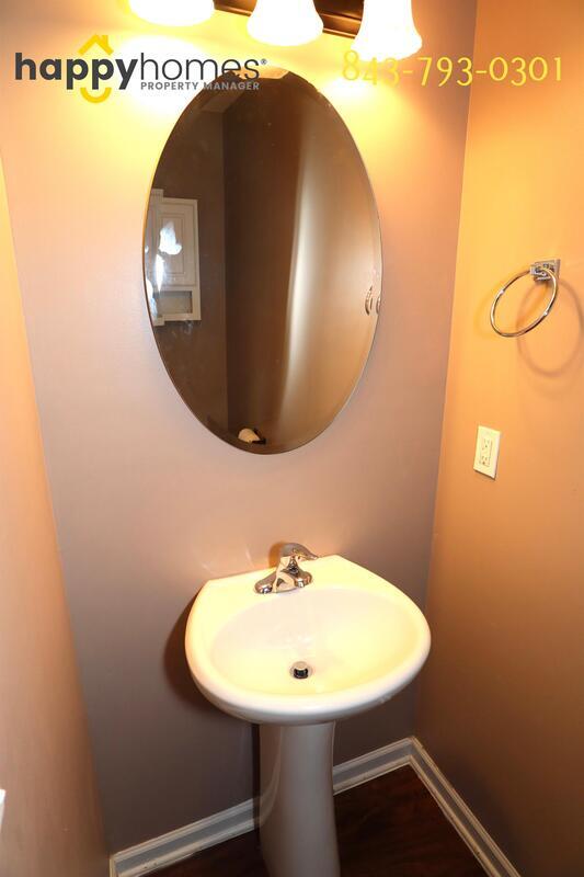 Foto del edificio - 3102 Poplar Grove Pl