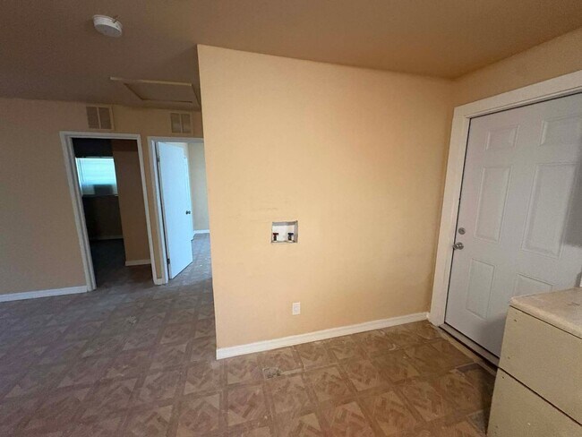 Foto del edificio - 221/223/225/227 Maria Street