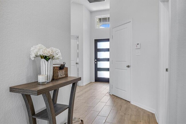 Building Photo - 630 Cherrystone Loop