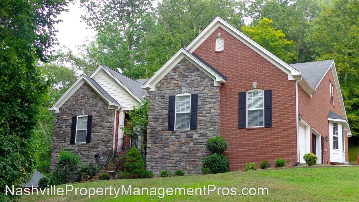 Primary Photo - 3 br, 2.5 bath House - 3738 Homeland Dr.