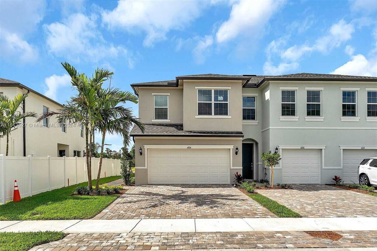 Foto principal - 6104 Rancho Ln