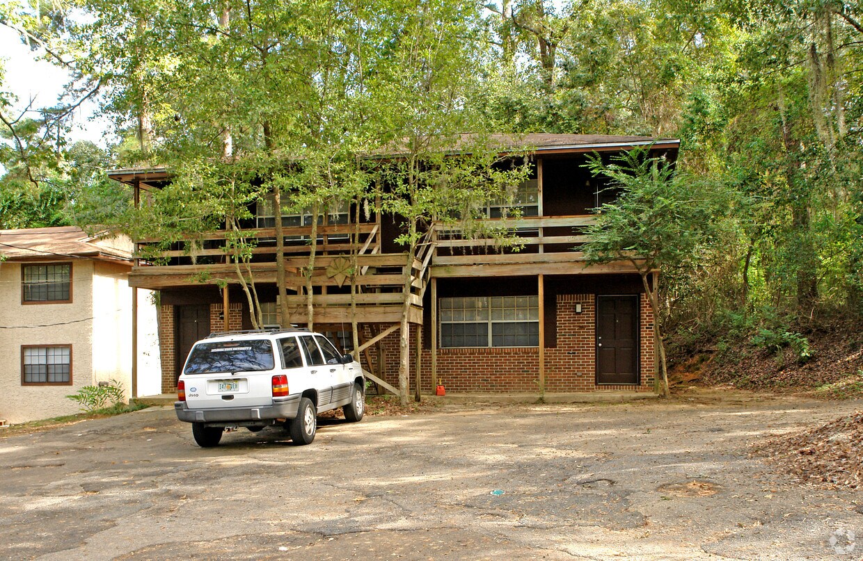 Primary Photo - 2517 Old Bainbridge Rd