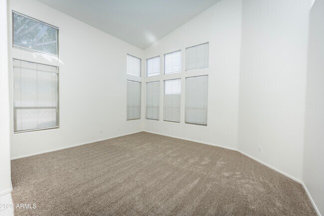 Foto del edificio - 3844 E Kings Ave