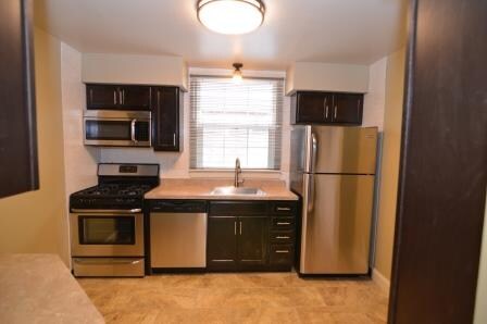 Foto principal - 2937 Monroe St