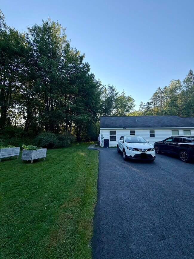 Foto del edificio - 143 Turkey Ln