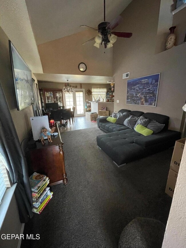 Building Photo - 11749 Mesquite Miel Dr