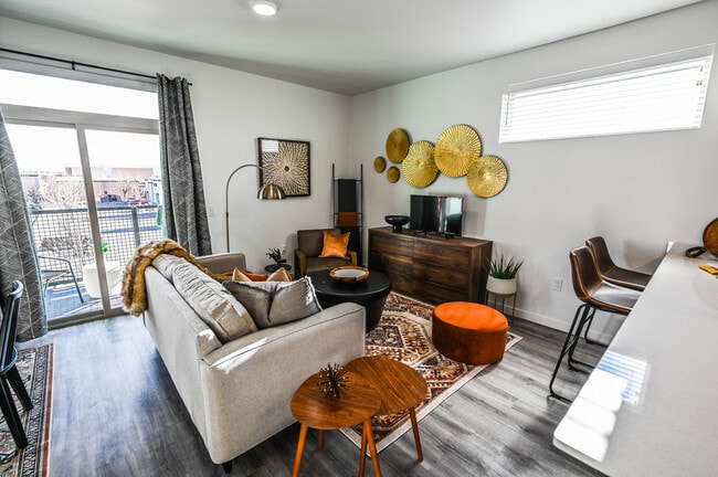 Building Photo - Camino Real Apartments