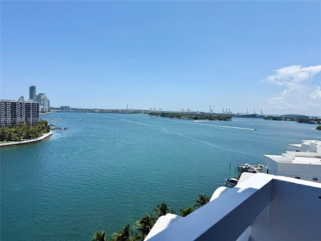 Foto del edificio - 20 Island Ave