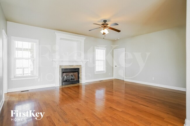 Foto del edificio - 15 Falling Oak Ct