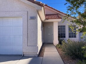 Building Photo - 1332 N Rainbow Meadows Dr