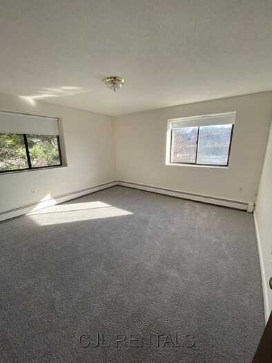 Foto del edificio - 71 Montvale Ave
