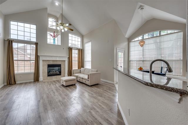 Foto del edificio - 9005 Crown Point Cir