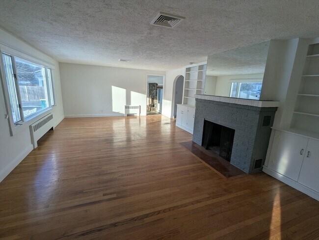 Foto del edificio - 744 Neponset St