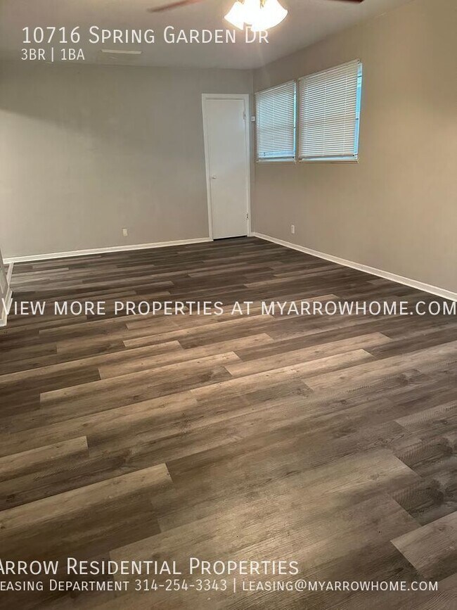 Building Photo - 10716 Spring Garden Dr