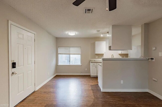 Foto del edificio - 4500 Witham Ln