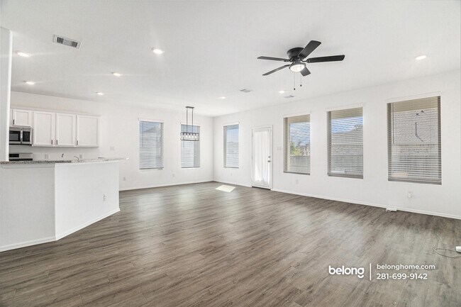 Foto del edificio - 19010 Sonora Chase Dr