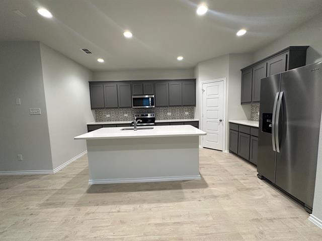Foto del edificio - 1613 Edgeway Dr