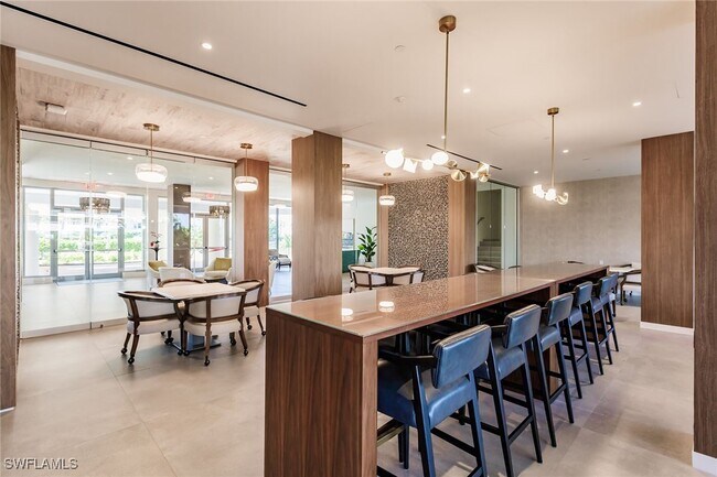 Foto del edificio - 260 Seaview Ct