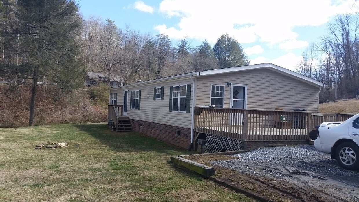 Foto principal - Easy Walking Distance To WCU Campus-All In...
