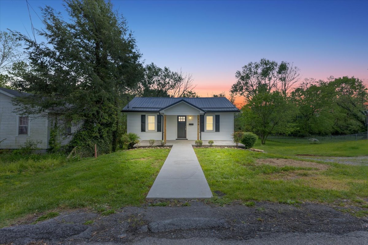 Foto principal - 530 Lakeview St