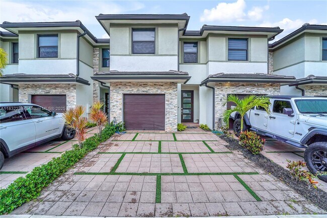 Foto del edificio - 15850 NW 91st Ct