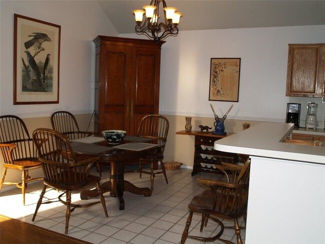 Foto del edificio - 6805 Driffield Cir W