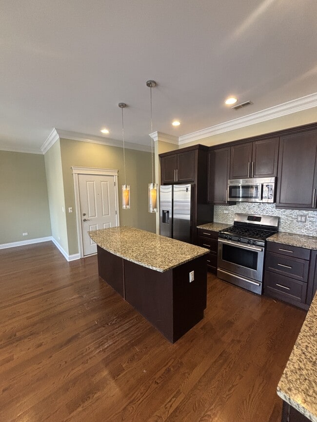 Photo - 212 N Halsted St Townhome