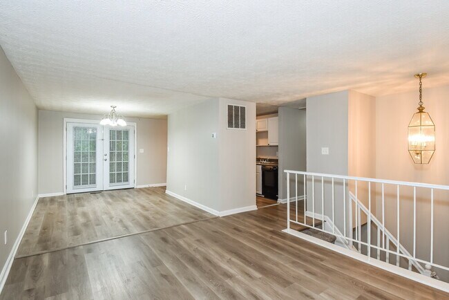 Foto del edificio - 3332 Chesterfield Ct