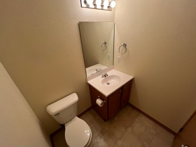 Building Photo - 377 Harbor Town Ct