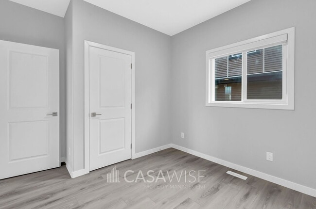Building Photo - 6006 Naden Landing NW