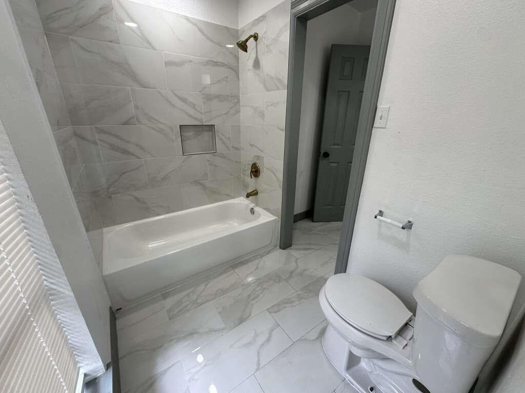 Foto del edificio - 5850 Paisley St