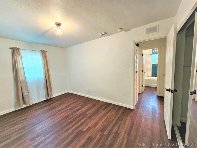 Foto del edificio - 261 6th Dr SW