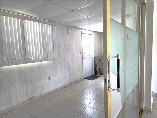 Building Photo - 10251 SW 13th St