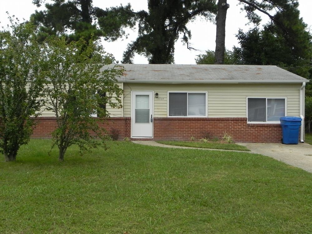 Primary Photo - 3544 Hilber St