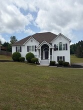 Building Photo - 132 Katrina Dr