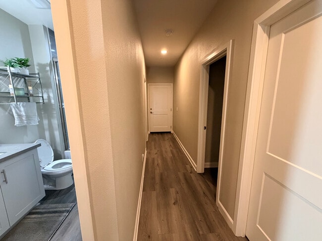 Foto del edificio - 20287 Newton St