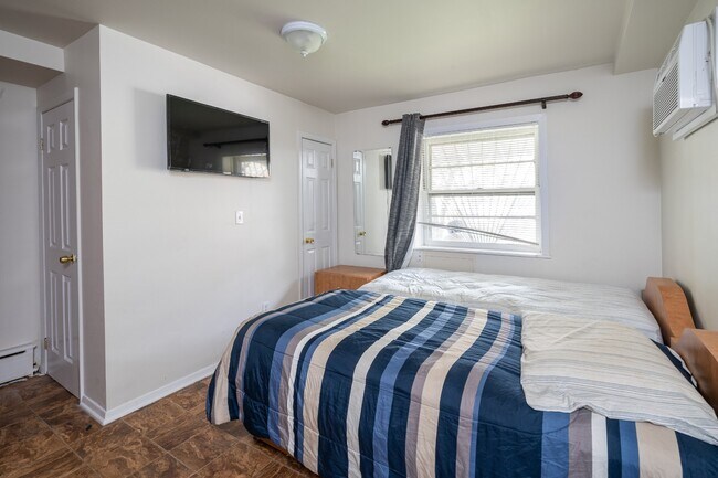 Building Photo - 73-20 31st Avenue