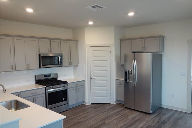 Foto del edificio - 7701 Jacobean WY