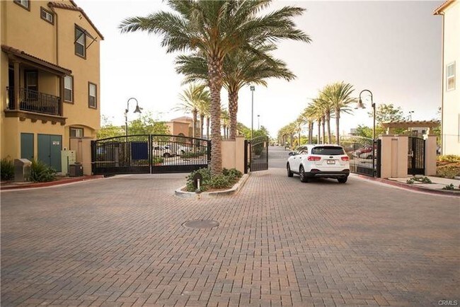 Building Photo - Townhouse for lease in Eastvale