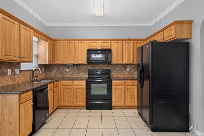 Foto del edificio - 265 Oxmoor Pl