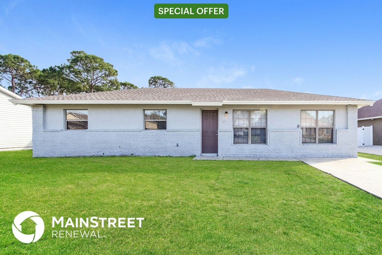 Primary Photo - 674 Altamira St NW